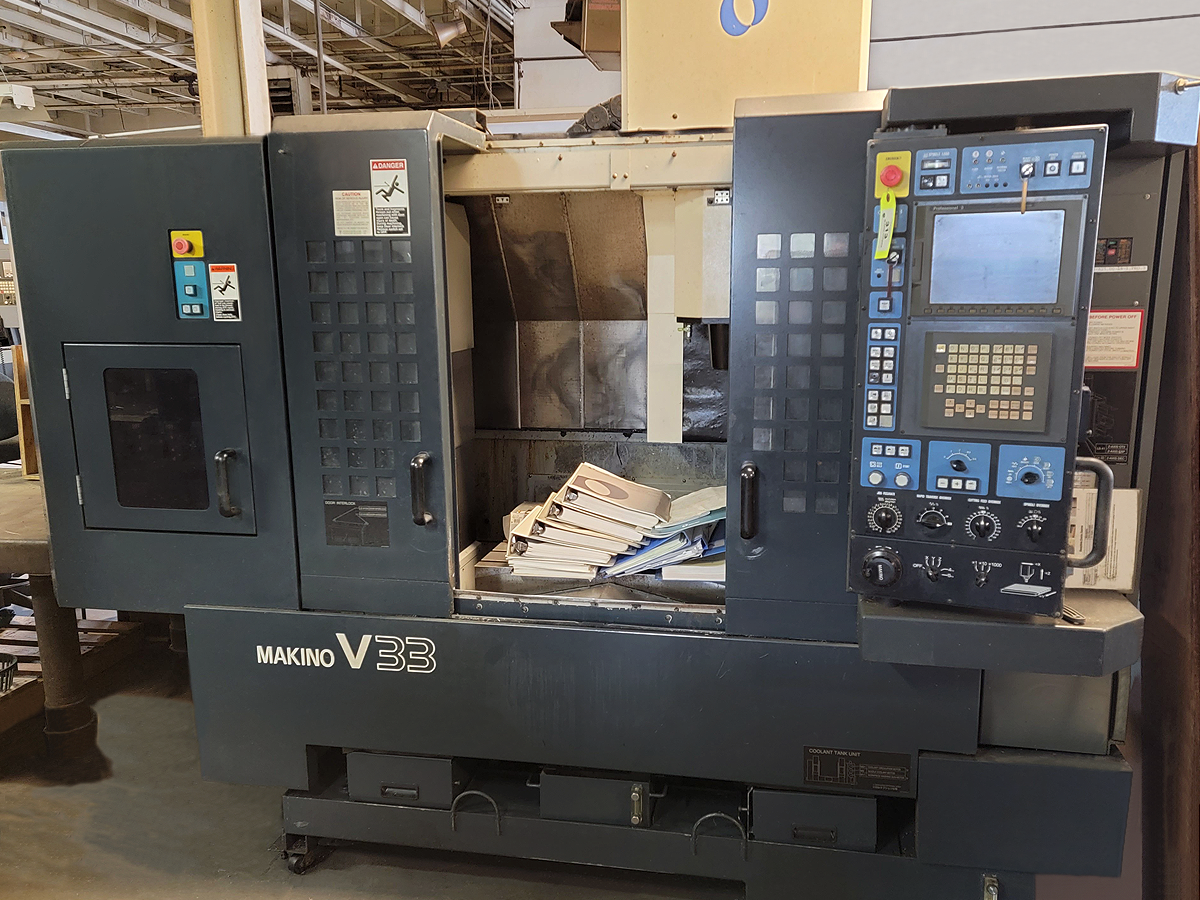 Used MAKINO PS95 Vertical Machining Center #10410