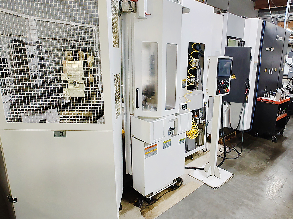 Used OKUMA MB4000H Horizontal Machining Center #8519
