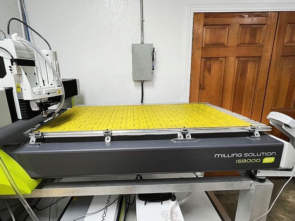 Used GRAVOTECH IS8000XP ENGRAVING MACHINE Router #9283