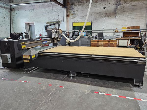 Used MULTICAM 3000 Router #9165