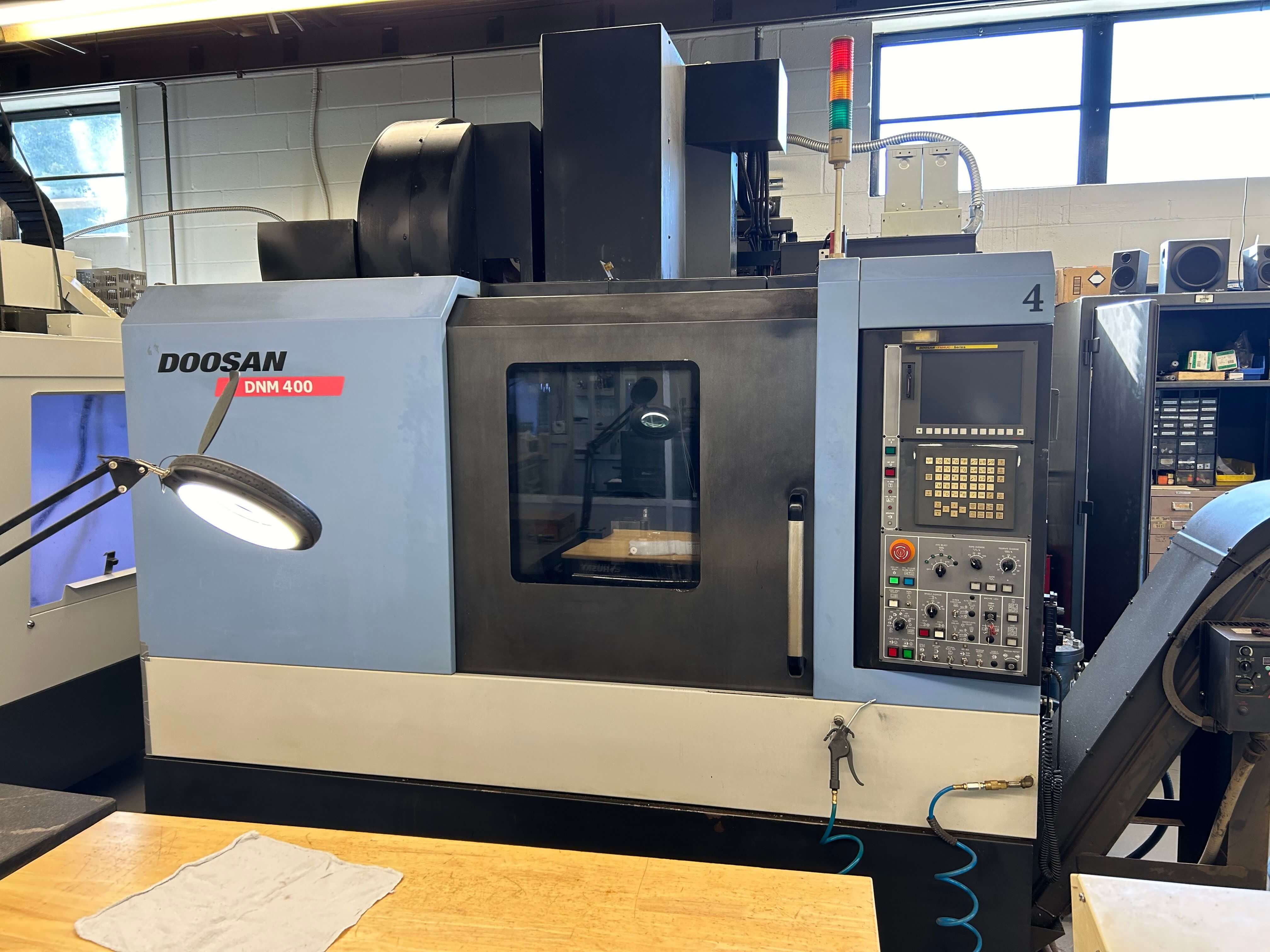 Used DOOSAN DNM400 Vertical Machining Center #10778