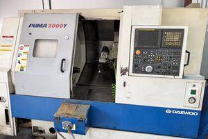 DAEWOO-PUMA 2000Y-14377