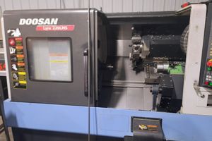 DOOSAN-LYNX 220LMSA-13995