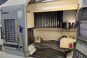 OKUMA-GENOS M560V-15485