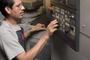 2050 Business Trends in Manufacturing: Embracing Lights Out Manufacturing