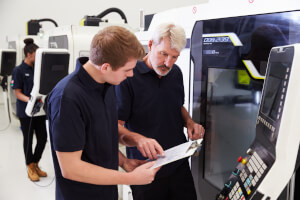 6 Key Skills CNC Machine Operators Must Master by 2030